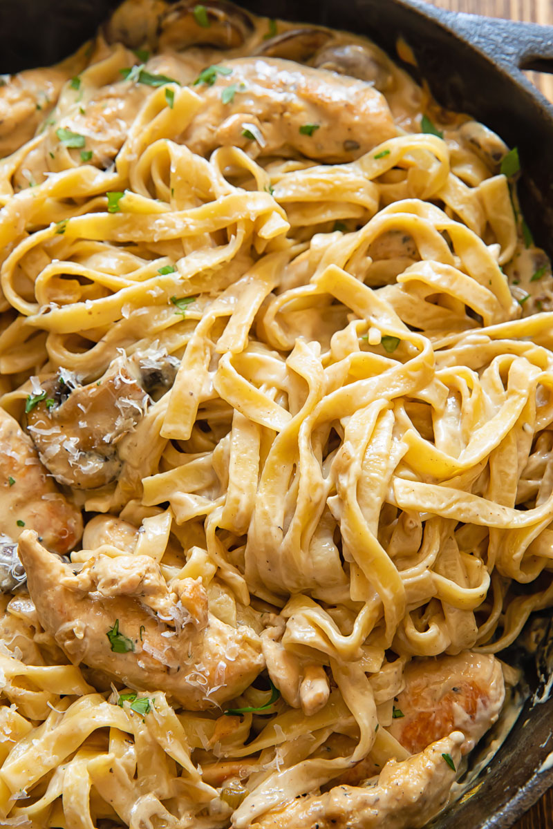 Chicken Marsala Fettuccine - Vikalinka