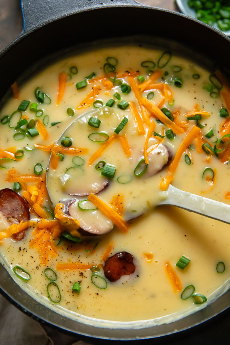 Easy Kielbasa Potato Soup - Vikalinka